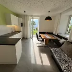 Lindenhof Appartamento *