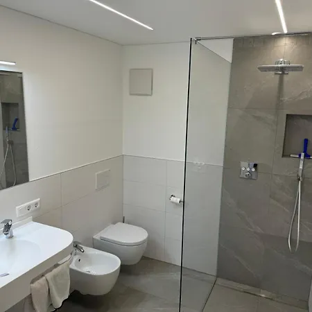Апартаменты Lindenhof Мерано